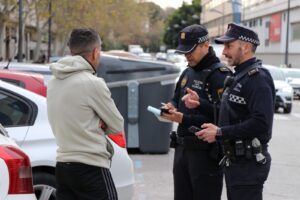 Campana contra los gorrillas en Valencia 3