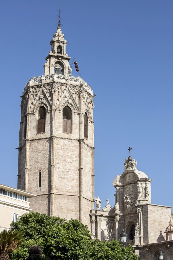 El telegrafo portuario del Micalet el sistema que conecto Valencia con el mar antes del telefono Asi funcionaba tres 3 bolas 2