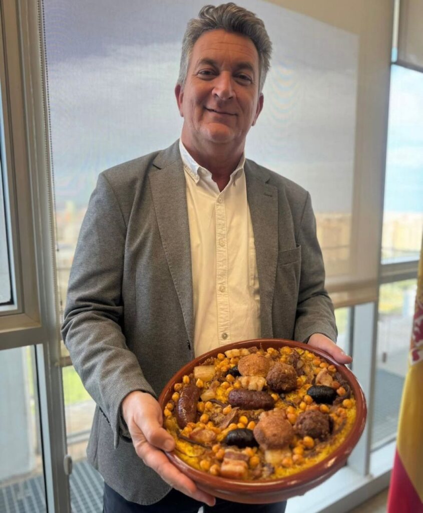 Folgado pone el Rossejat Torrenti en el mapa de la gastronomia valenciana 3