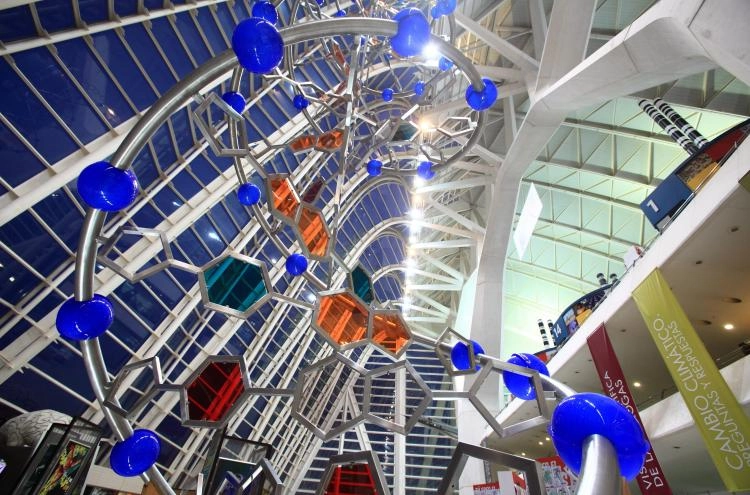 Museu de les Ciències de València: el gran laboratorio interactivo donde tocar está permitido 3 Museu de les Ciencies de Valencia el gran laboratorio interactivo donde tocar esta permitido 2