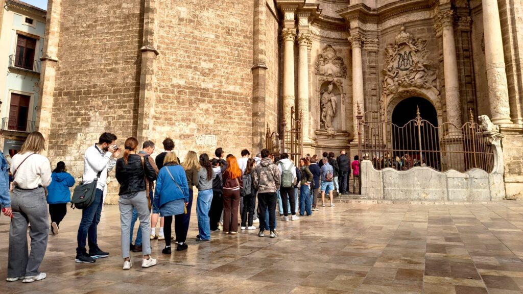 El Centro del Santo Cáliz en Valencia roza los 16.000 visitantes y consolida su tirón local e internacional 5 WhatsApp Image 2026 02 19 at 11.22.40