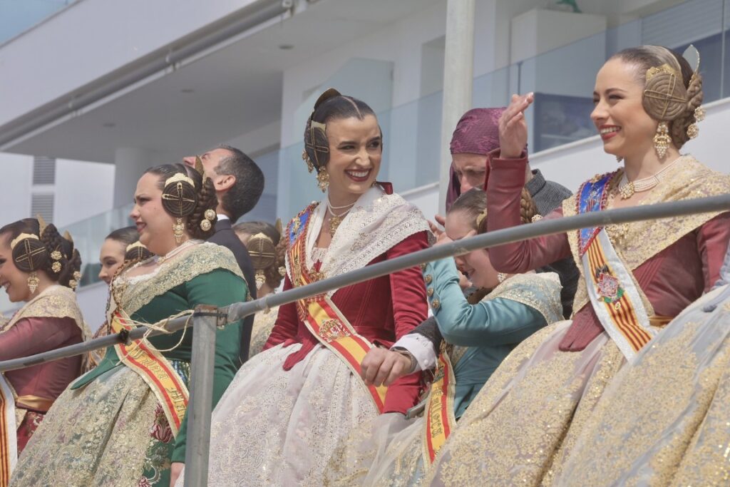 fotografies de la mascleta en Sant Antoni de Portmany Eivissa 1 Mediana
