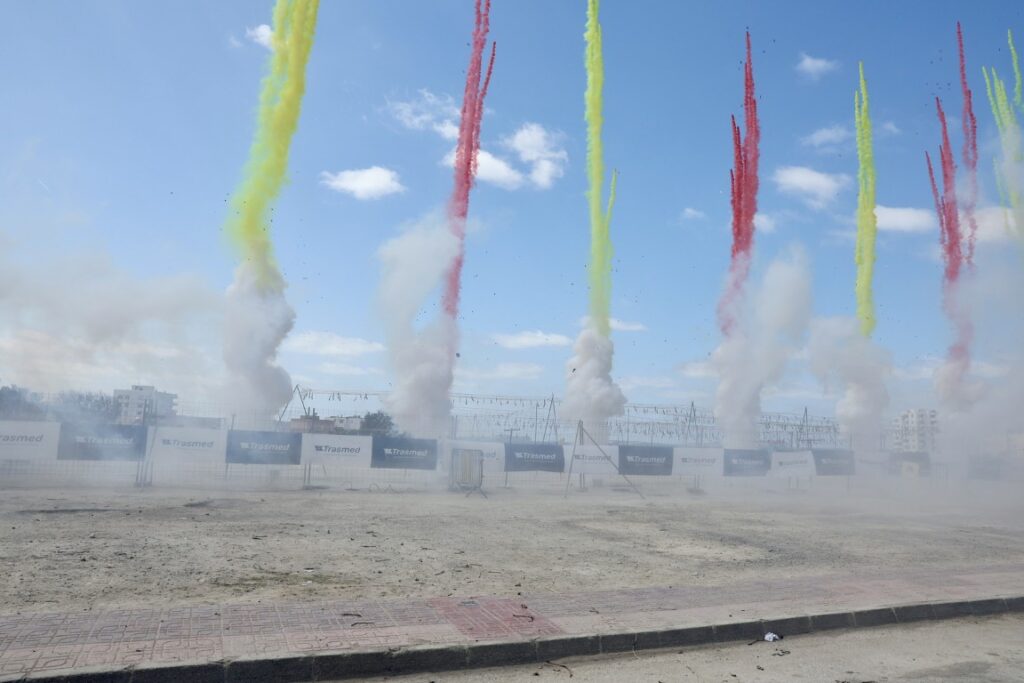 fotografies de la mascleta en Sant Antoni de Portmany Eivissa 12 Mediana