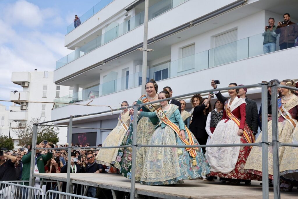 fotografies de la mascleta en Sant Antoni de Portmany Eivissa 23 Mediana