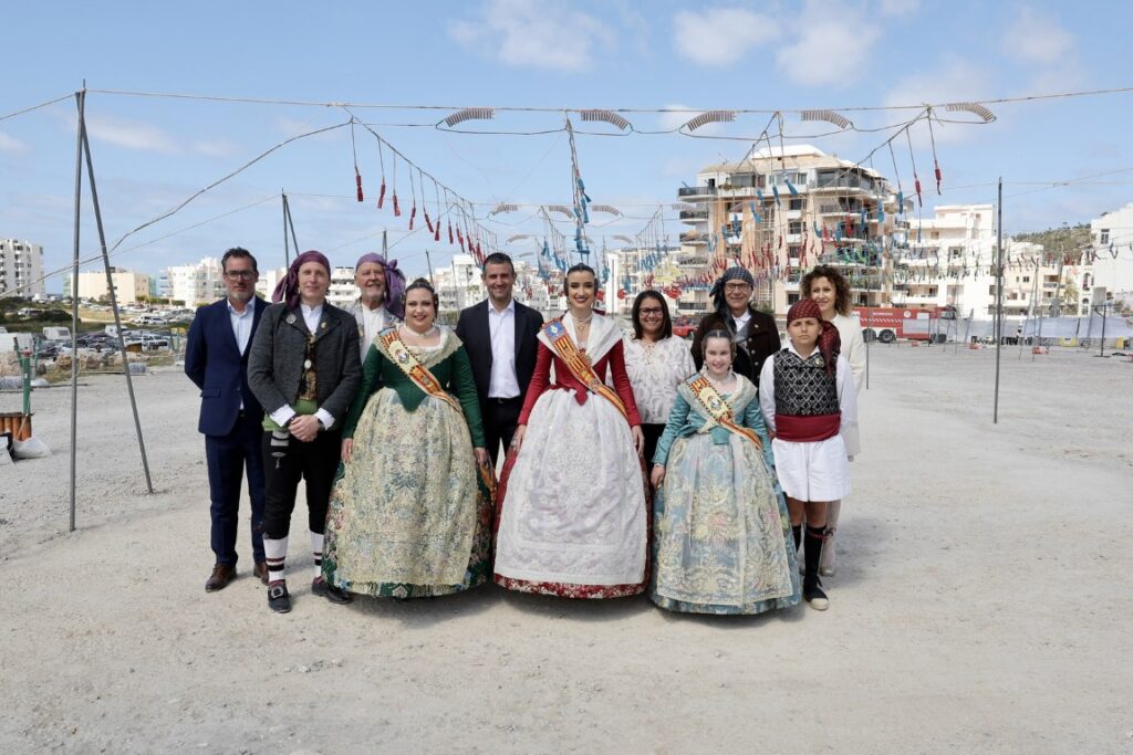 fotografies de la mascleta en Sant Antoni de Portmany Eivissa 25 Mediana