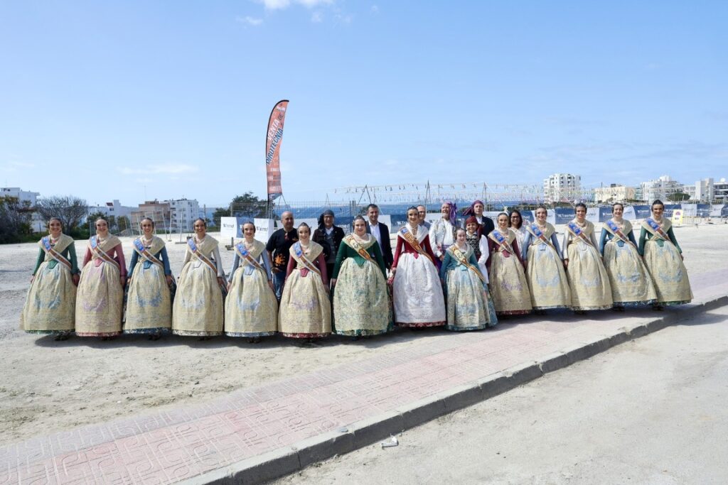 fotografies de la mascleta en Sant Antoni de Portmany Eivissa 26 Mediana