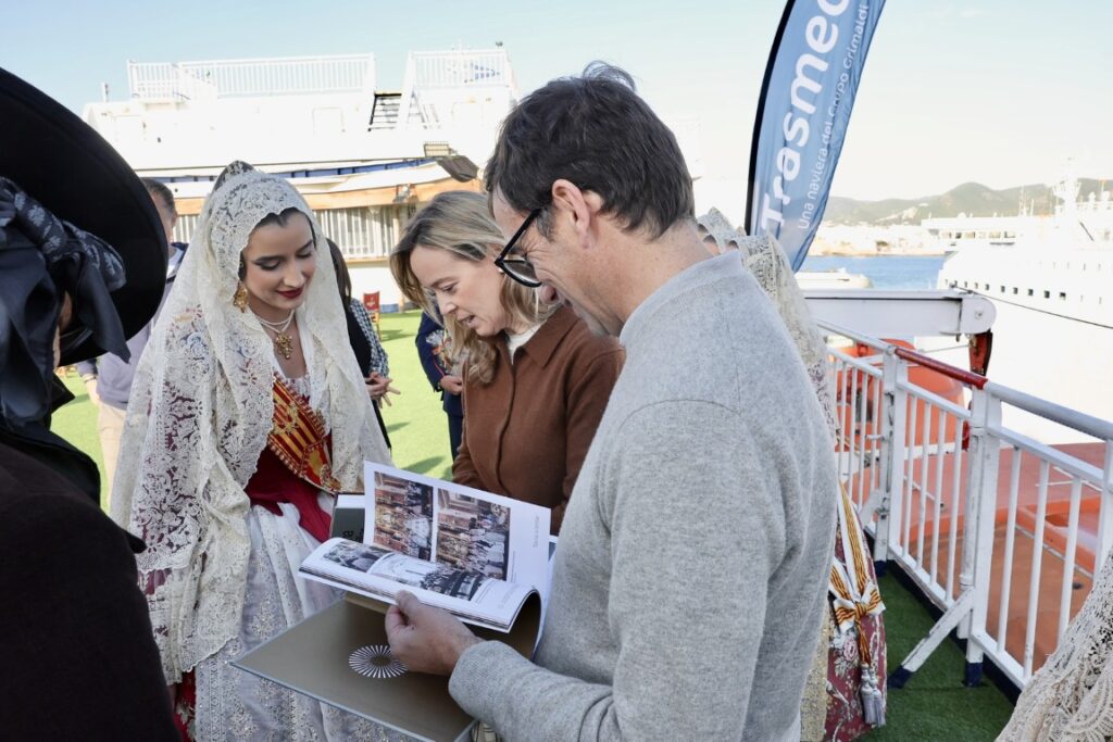 fotografies de lofrena a Sant Antoni de Portmany 86 Mediana
