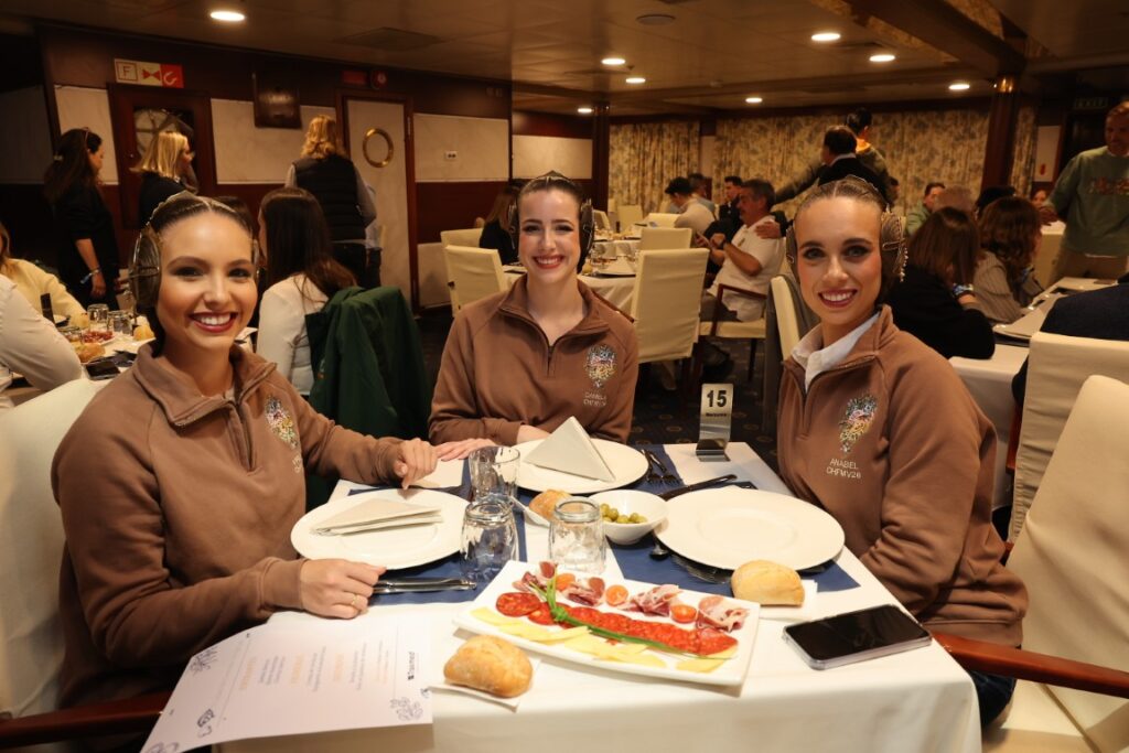 fotografies del Embarcament a Trasmed per al viatge a Eivissa 14 Mediana