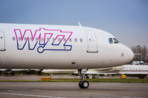 L 163459 wizz air eleva capacidad en valencia y la conectara con turin a partir de o