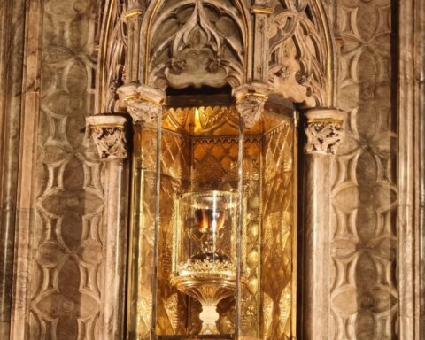 La Capilla del Santo Caliz acoge la presentacion oficial y bendicion de las Credenciales de Peregrinacion de El Camino del Santo Grial 7 Mediana