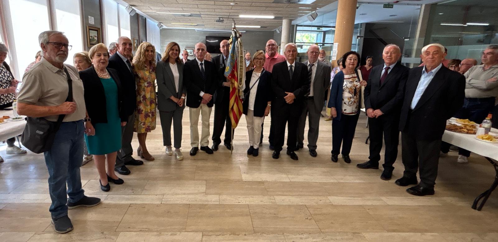 Maria Jose Catala cierra la semana cultural del centro de mayores de Campanar entre tradicion y homenaje 1