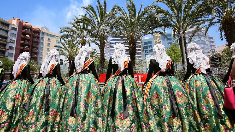 Bellees Fogueres de Sant Joan Alacant