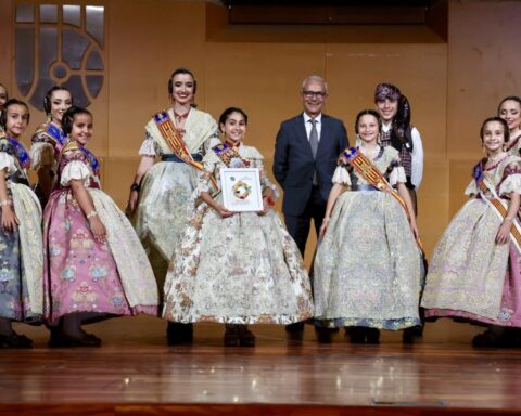 Estas son las comisiones premiadas en la XVI Gala de la Solidaridad y la Igualdad Fallera 53 Mediana