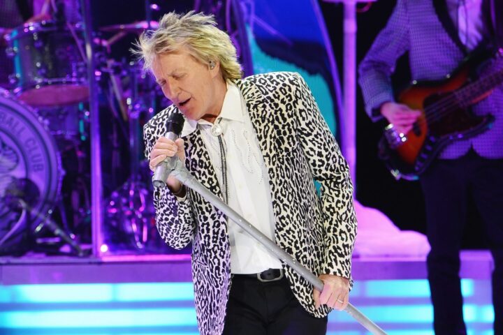 Sir Rod Stewart scaled 1