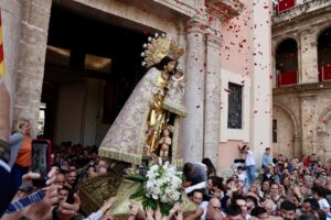 Traslado de la Virgen de los Desamparados 2026 20 Mediana