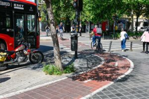 carril bici de la avenida de la Plata 3 1