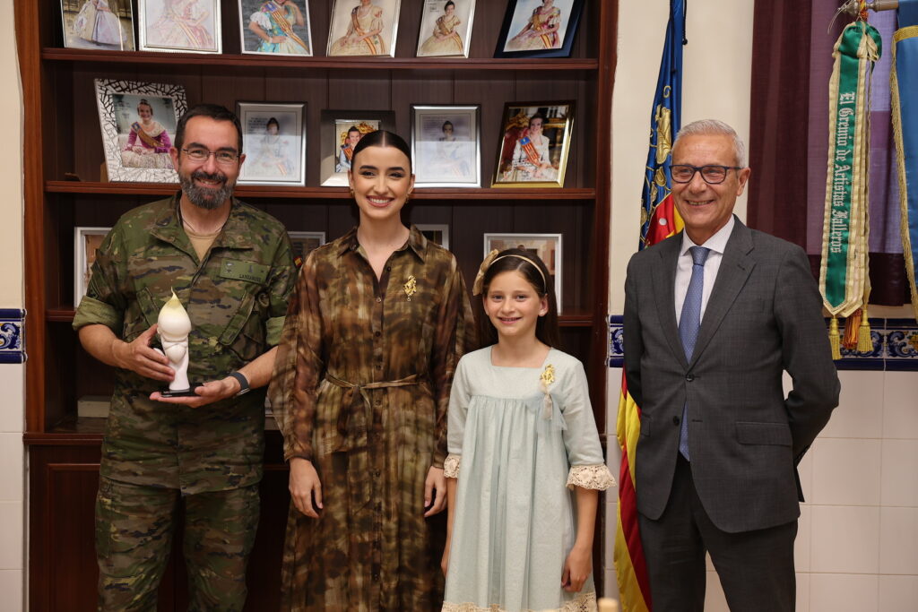 fotografies del lliurament de lalbum de les falles FAS 2026 ⬇️ 25