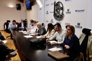 pleno junta central fallera 10 Mediana