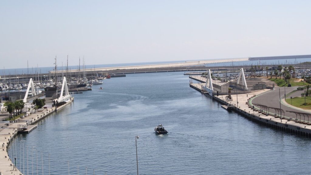 0625 Port ©Consuelo Chambo