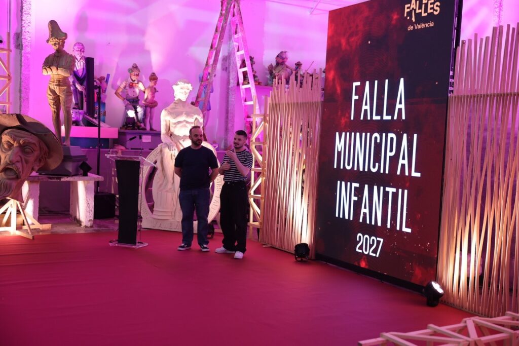 Nino Bravo volvera a emocionar a Valencia desde el corazon de las Fallas 2027 16 Mediana