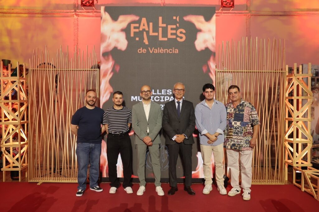 Nino Bravo volvera a emocionar a Valencia desde el corazon de las Fallas 2027 3 Mediana