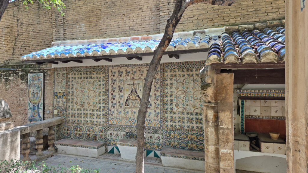 El pequeño rincón de la Casa Benlliure que cuenta una gran historia familiar 2 Valencia restaura el historico paellero de la Casa Museo Benlliure 4
