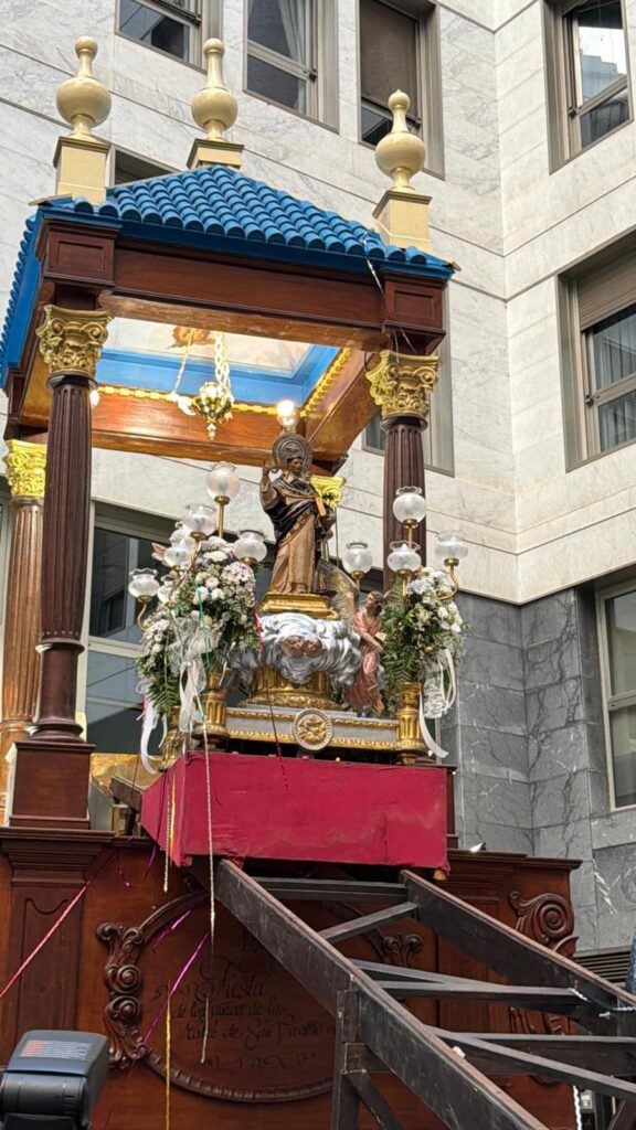 los ninos de la calle San Vicente 50