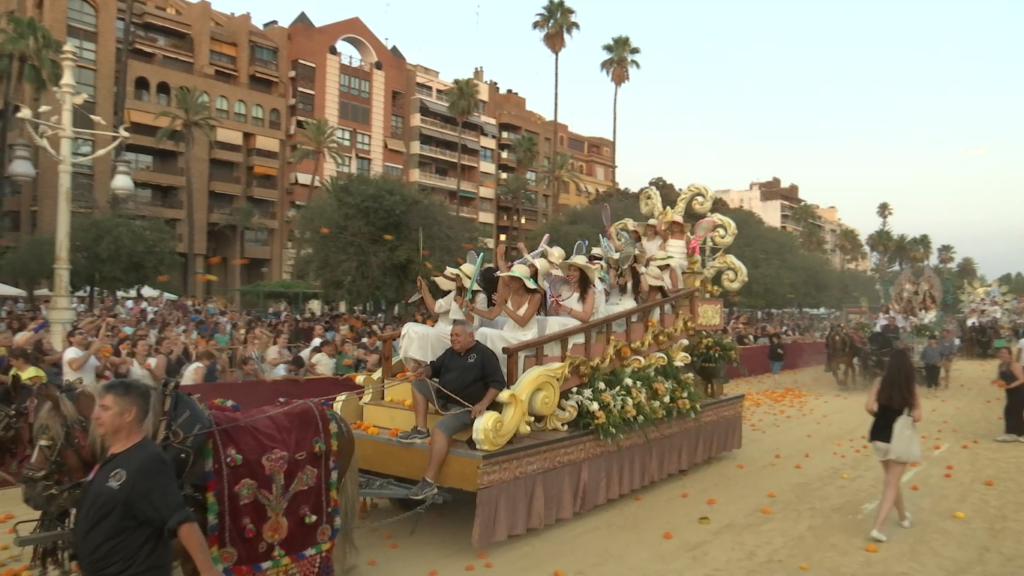 'I una vela llatina en el mar' conquista la Batalla de Flores 2026 y se lleva el máximo galardón 60 Batalla de flores 2026 15 Mediana 1