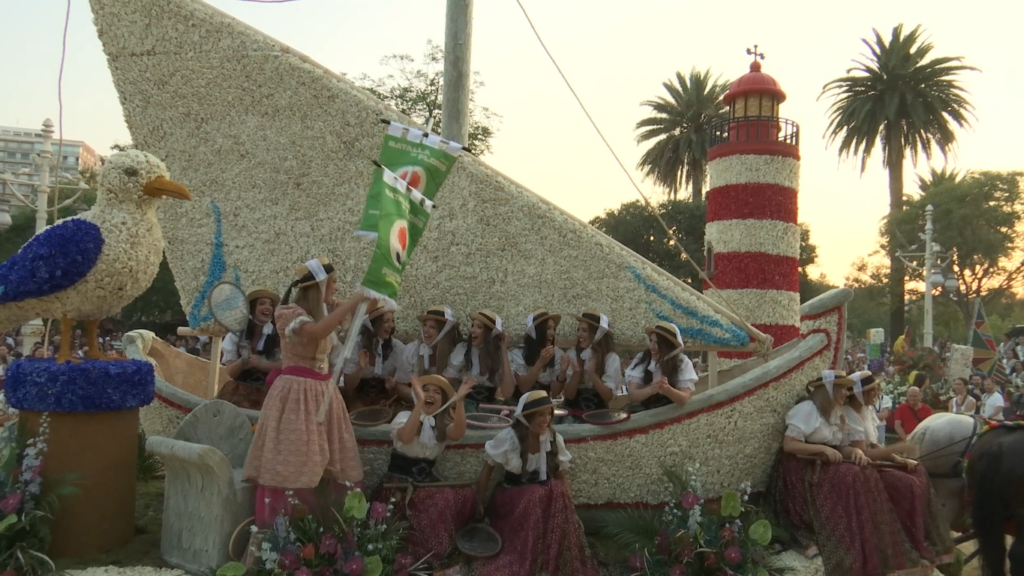 'I una vela llatina en el mar' conquista la Batalla de Flores 2026 y se lleva el máximo galardón 24 Batalla de flores 2026 19 Mediana
