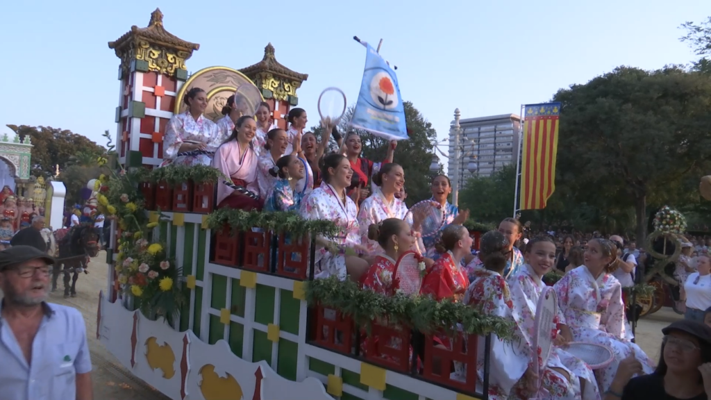 'I una vela llatina en el mar' conquista la Batalla de Flores 2026 y se lleva el máximo galardón 34 Batalla de flores 2026 26 Mediana