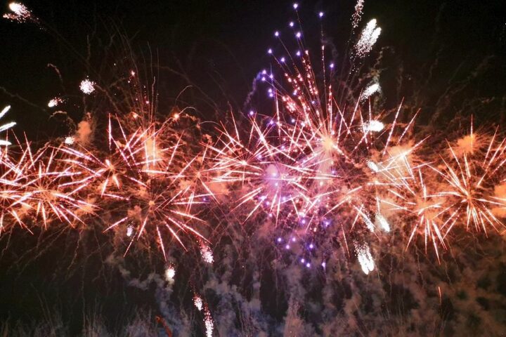 Pirotecnia Castell focs artificials pirotecnico castillo se celebrara en la plaza del Ayuntamiento