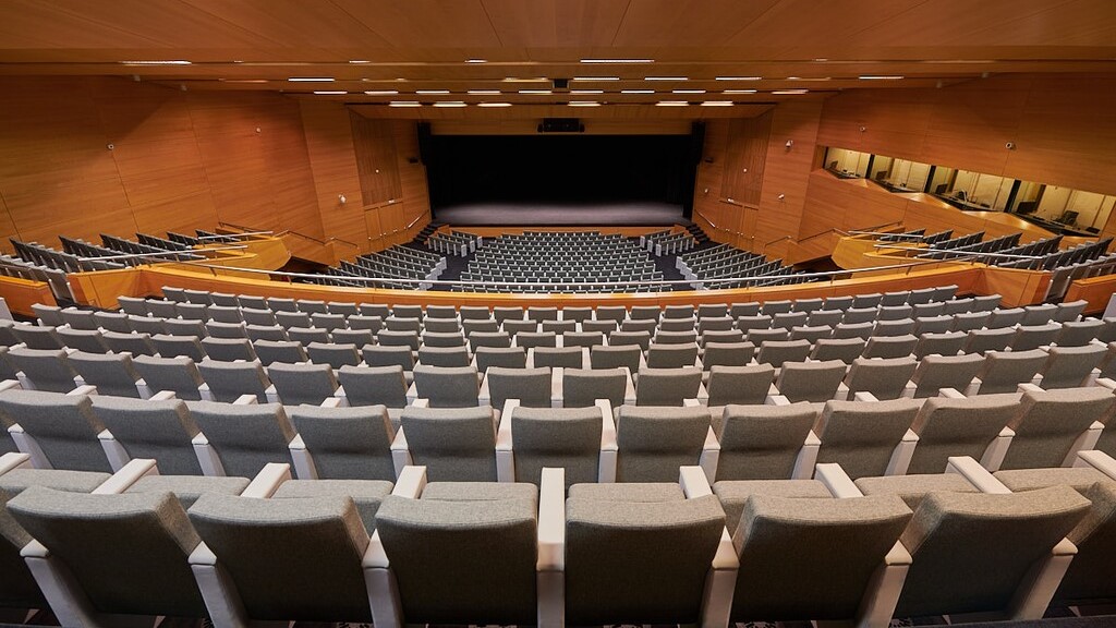 0415 Palau de Congressos interior 1