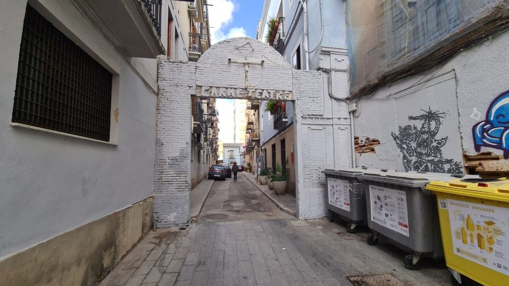 Valencia levantó un muro dentro de sus propias murallas para aislar la mancebía 3 La Pobla de les Fembres Pecadrius ocupo durante siglos una parte del actual barrio del Carmen mancebia lupanar Valencia 2 Mediana