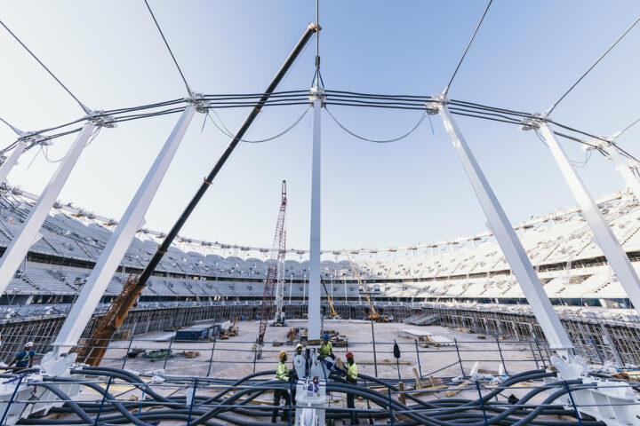 La espectacular maniobra que cambiara el aspecto del Nou Mestalla 2