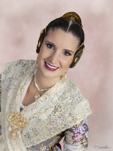 Estas son las 26 candidatas a Falleras Mayores de Valencia 2027 13 Paloma Mora Garcia 334 Falla Doctor Maranon Mestre Palau – Sector Mislata Pequena