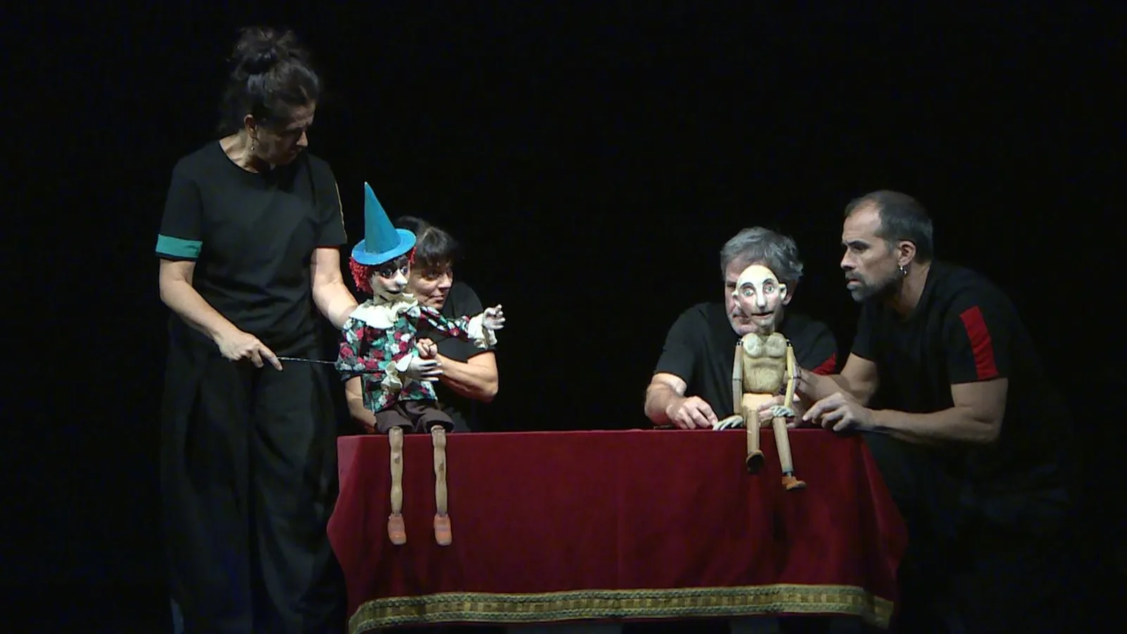 Bambalina Teatre baja el telon tras 45 anos adios a una compania que transformo el teatro de titeres valenciano